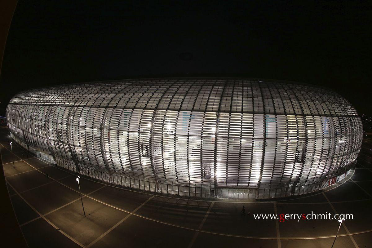 The New stadium 'Grand Stade Metropole' at Lille - Nightview