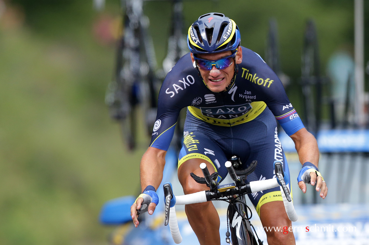 Roman KREUZIGER artistic on his bike at Chorges