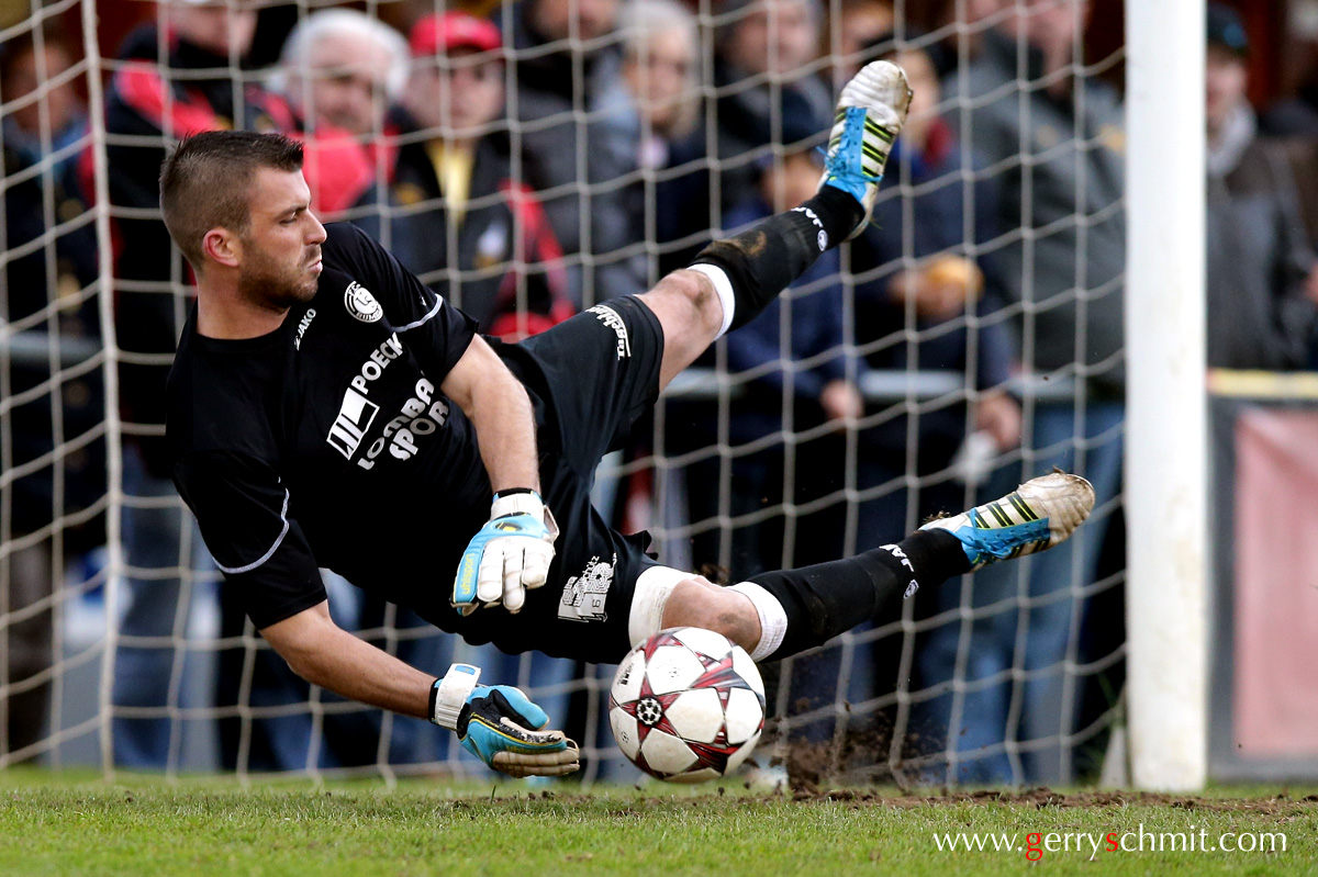 Charly Schinker of USR gets a penalty against F91 Dudelange @ BGL League