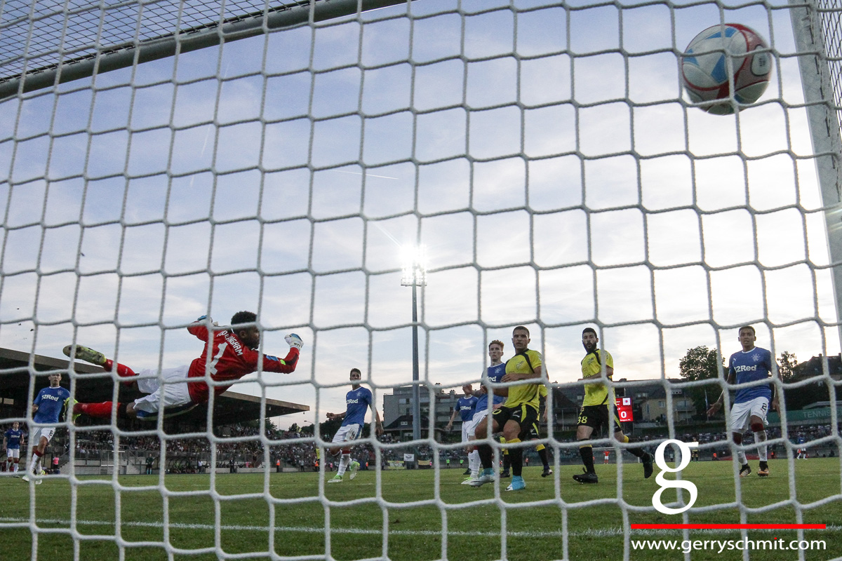 Sebastien Thill (Progres Niederkorn) scores against Rangers FC, Goal of 2-0 lead