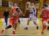 Malik Wilson (Etzella) against Jarmar Gulley and Laurent Schwartz (Musel Pikes)